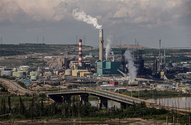 Suncor Environment Your tax dollars are funding Suncor’s pollution - Environmental Defence